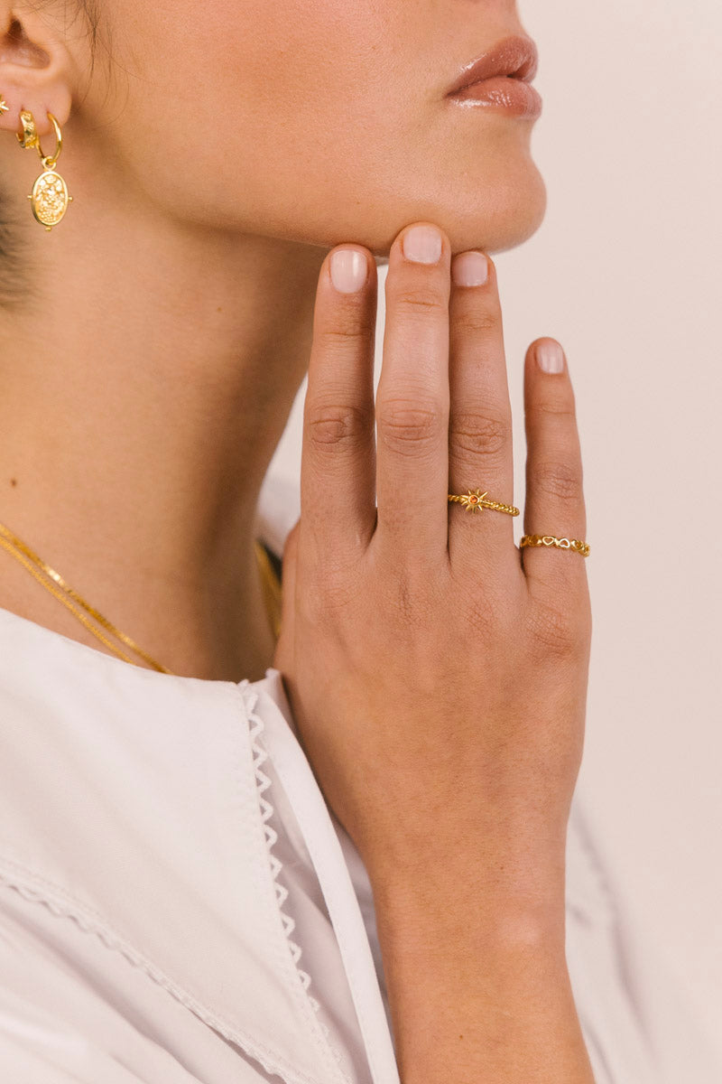 Twisting Sunshine Ring Gold Plated