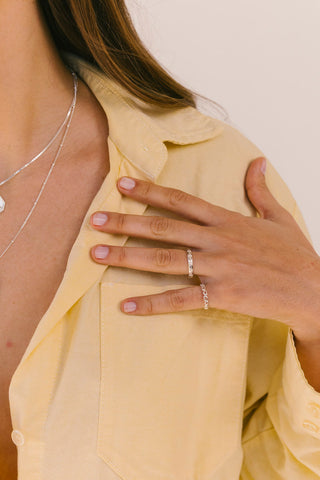 Floral Embrace Ring Silver