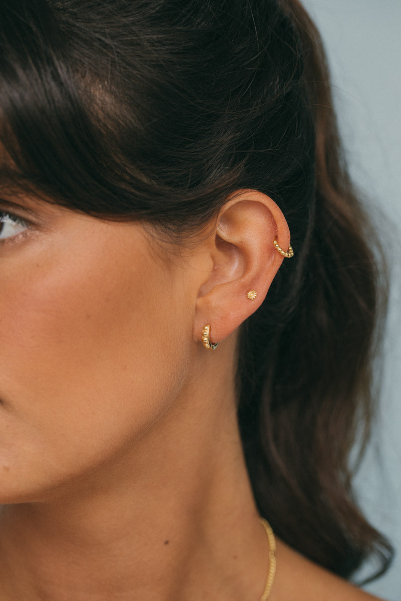Helios stud gold plated