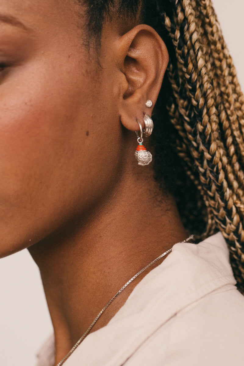 Crown Shell Hoop Earring Silver